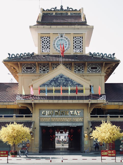 Binh Tay Market