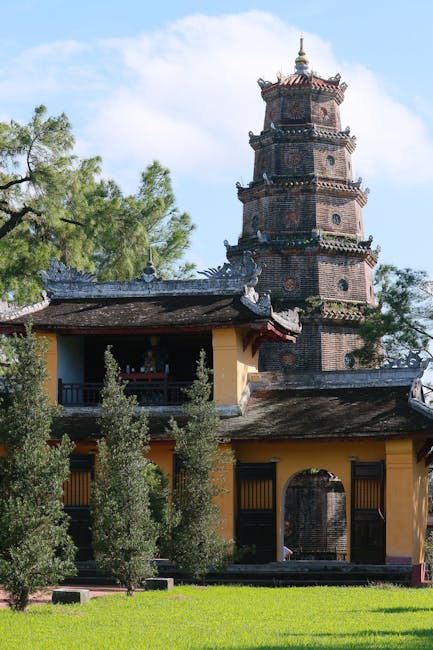 Pagoda of the Celestial Lady (Chua Thien Mu)