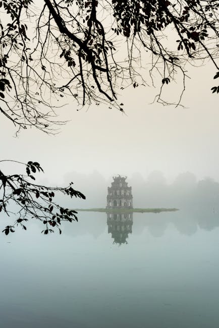 Hoan Kiem Lake