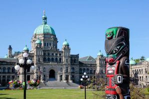 The Best Hostels and Guesthouses in Victoria, Canada for Budget Travelers