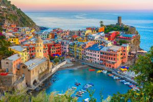 The Best Vernazza Airbnbs & VRBOs: 8 Affordable Apartments & Places to Stay