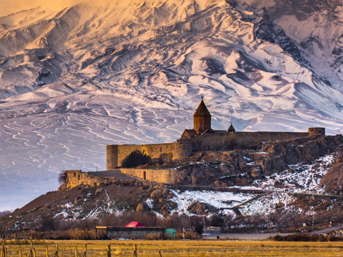 set travel armenia
